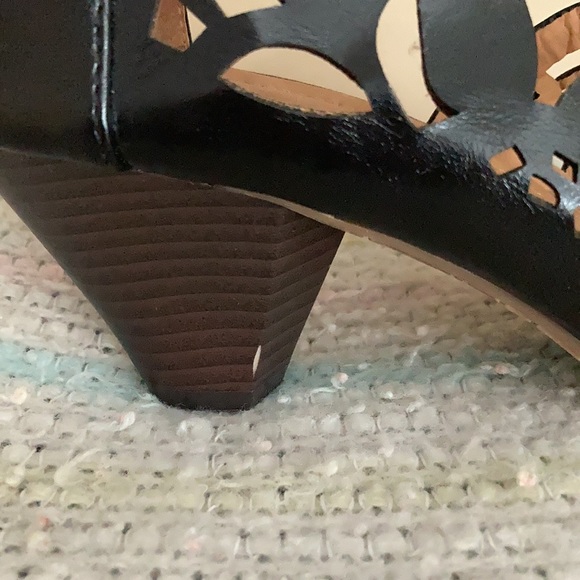 LAST CALL NY VIP black cut-out booties - Picture 11 of 13